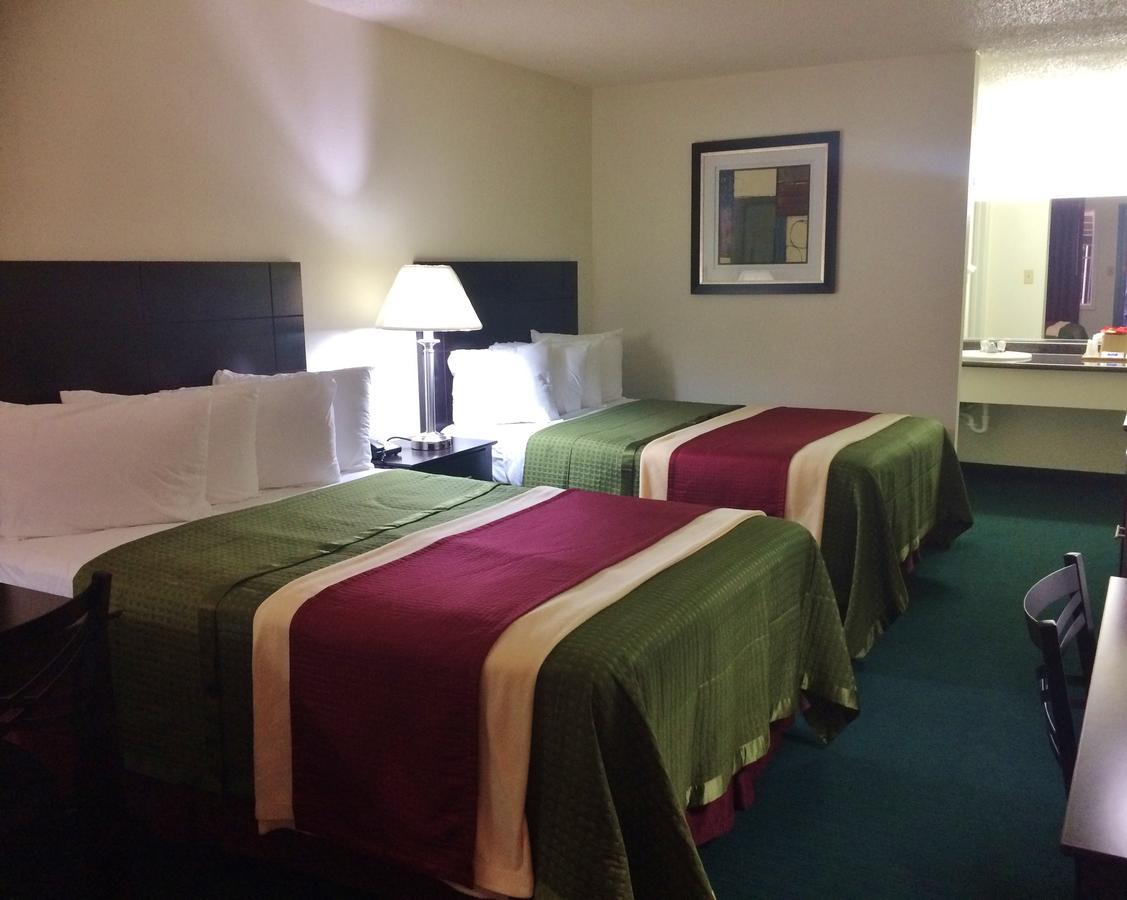 Travel Inn & Suites Atlanta Texas エクステリア 写真
